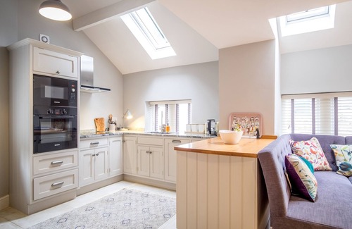 Hepworth Cottage | SCHOOL COTTAGE, family friendly, luxury holiday cottage in Holmfirth
