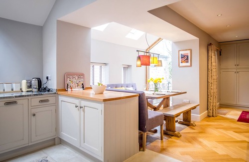 Hepworth Cottage | SCHOOL COTTAGE, family friendly, luxury holiday cottage in Holmfirth