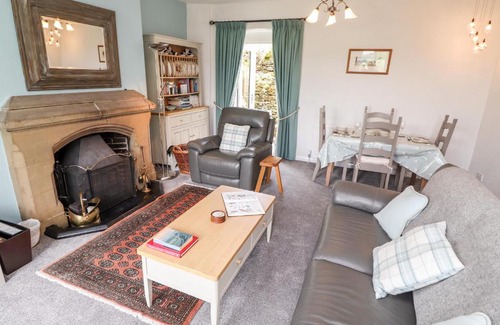 Troutbeck Bridge House | School Cottage