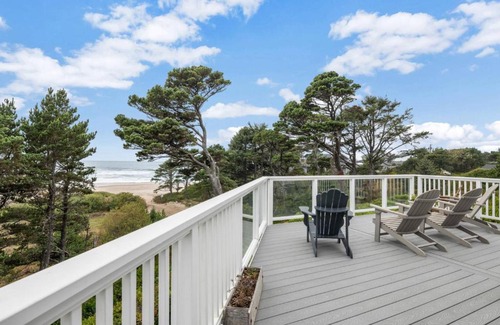 Gleneden Beach House | School House Creek Retreat