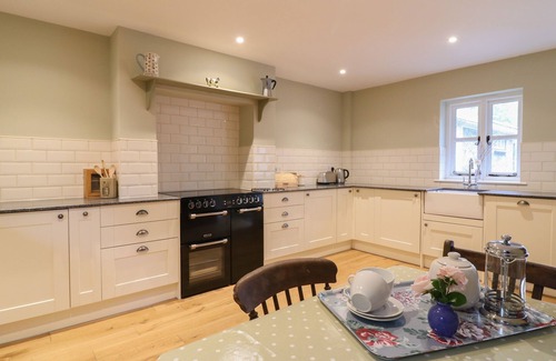 South Brent Cottage | SCHOOL HOUSE, pet friendly, country holiday cottage in Ivybridge