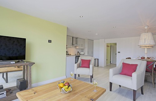 Dunwich House | School House - Three Bedroom House, Sleeps 6