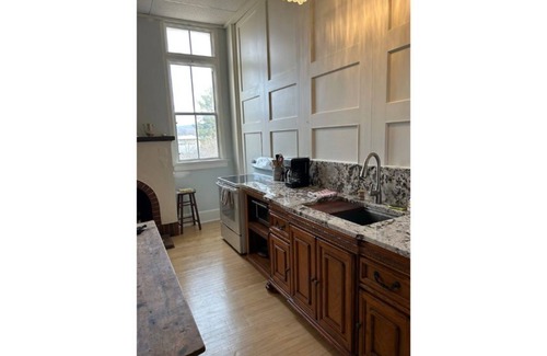 Clarkdale Apartment | Schoolhouse Flat by Verde Train