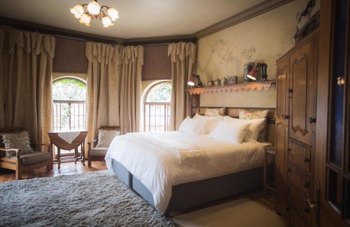 Kempton Park AH Hotel | Schoon Huis Manor