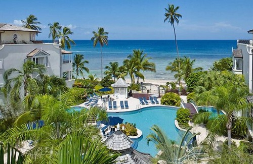 Schooner Bay Apartment | Schooner Bay 306 - Penthouse | Beach Front - Located in Tropical St. Peter with House Cleaning Included