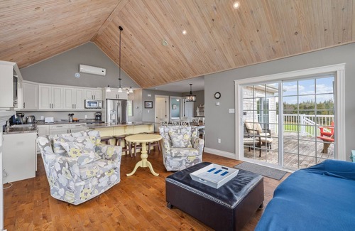 Stanley Bridge House | Schooner's Deck - Family friendly 4-bedroom home