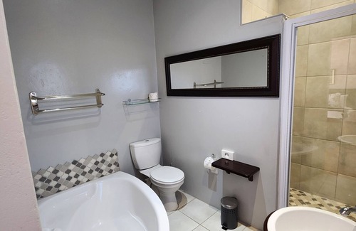 Durbanville House | Schoongezicht Guesthouse