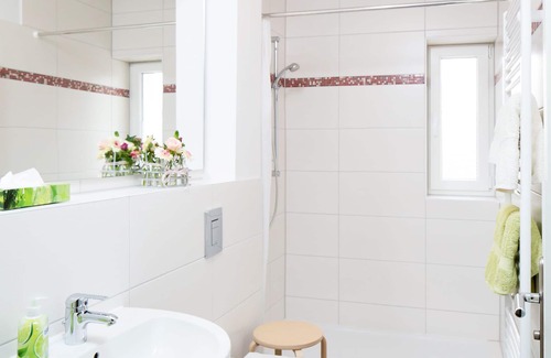 Caputh Apartment | Schwan apartment rental (Haus Über'm See)