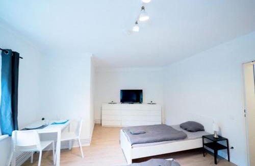 Schwarzenbek Apartment | Schwarzenbek B - Monteursunterkunft - Einzelbetten - gute Anbindung - Bettwäsche