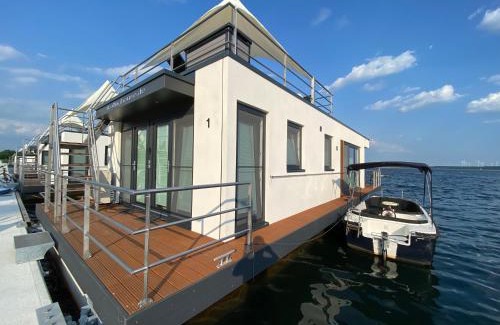Laasow House | Schwimmende Ferienhäuser auf dem See - Spreewald