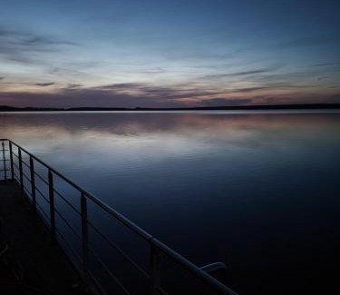 Geierswalde Apartment | schwimmende Ferienwohnung Sundowner