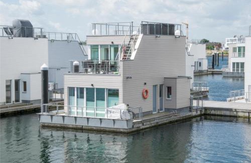 Olpenitz House | Schwimmendes Haus Hausboot