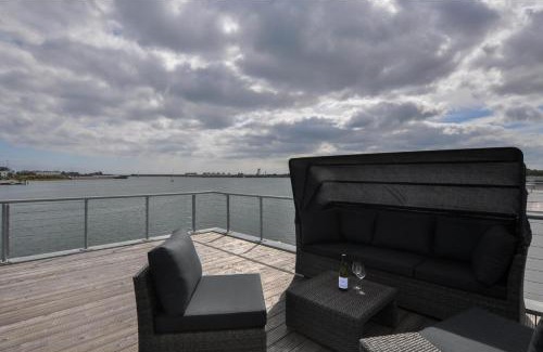 Olpenitz House | Schwimmendes Haus Hausboot