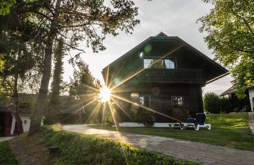 Latschach Apartment | Schwindelfrei by Interhome