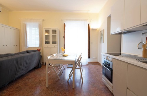 Scilla Apartment | Scilla appartamento marina grande (40mt dal mare) appartamento Filicudi