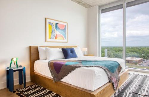 Rainey Street Historic District House | Scoot by AvantStay Brand New Condo in Austin w Amazing Amenities