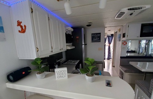 Rocky Ridge Boat Rental | Scotch and Water
