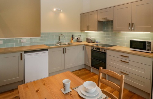 Brampton Bryan Cottage | SCOTS GRANARY, pet friendly, with open fire in Leintwardine