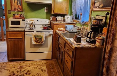 Happy Valley Bed & Breakfast | Scott Creek Farm