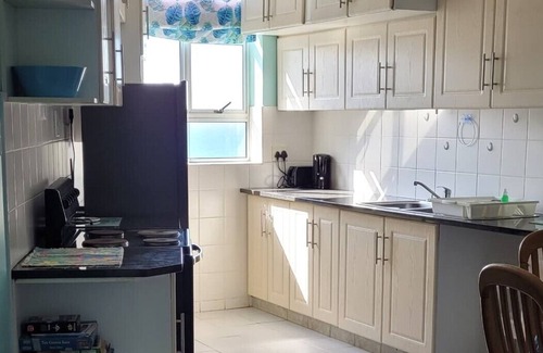 Saint Michael's on Sea Apartment | Scottburgh Views - Smile & Wave