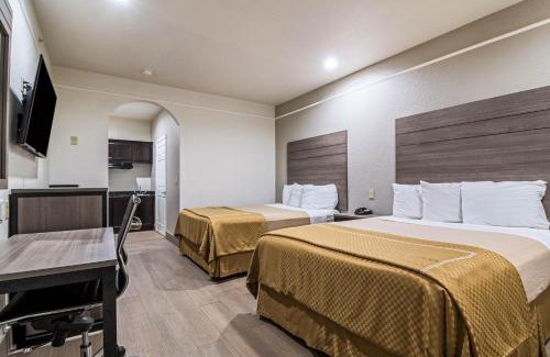 Baytown Hotel | Scottish Inn and Suites Baytown