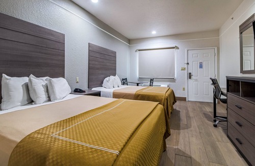 Baytown Hotel | Scottish Inn & Suites Baytown