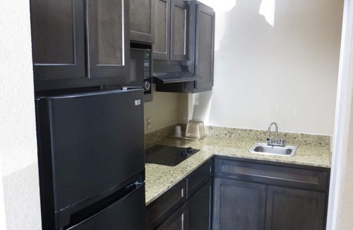 Baytown Hotel | Scottish Inn & Suites