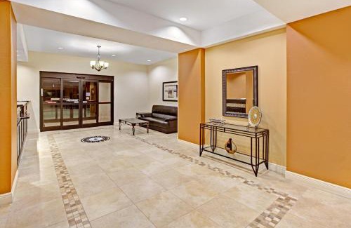 La Porte Hotel | Scottish Inns and Suites - La Porte
