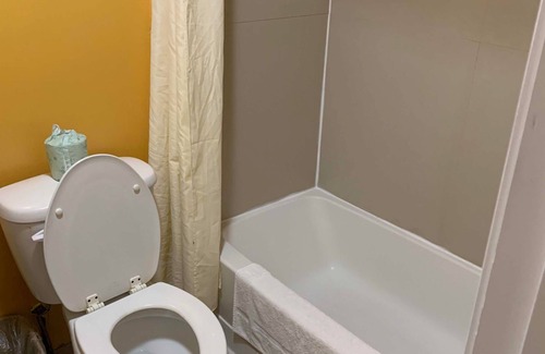 Wrightstown Hotel | Scottish Inns