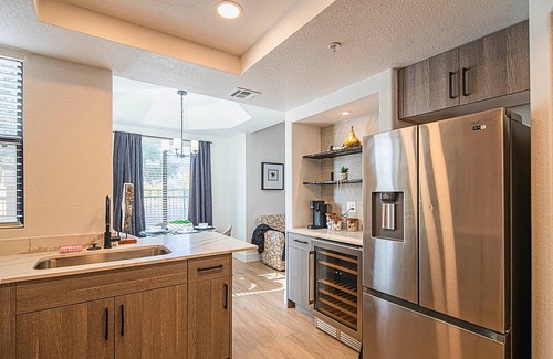 Kierland Condo | Scottsdale 2BR retreat w/hot tub & BBQ patio