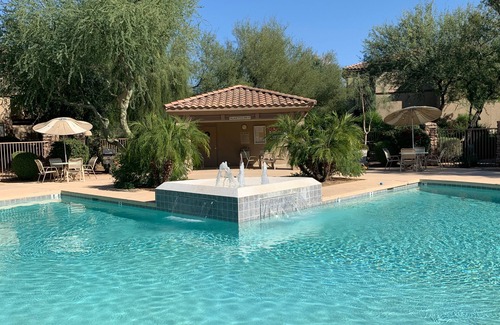 North Scottsdale Condo | Scottsdale Desert Getaway! Prime location! Quality! Comfort! Sun!