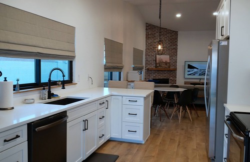 Greenbrier East Villas House | Scottsdale Kierland home HEATED POOL, jacuzzi, safety fence, close to everything