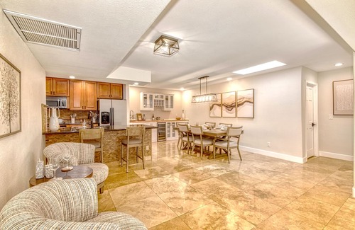 South Scottsdale House | Scottsdale/McCormick Ranch Santa Fe - Private Courtyard - Fire Pit & BBQ