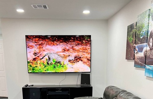 Scottsdale Estates Ten House | Scottsdale Outdoor Oasis with Brand New Hot Tub!