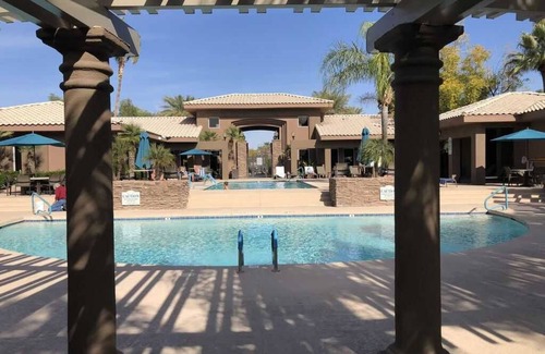 Raskin Estates Condo | Scottsdale - Popular area.close to golf, shops, dining, hiking.
