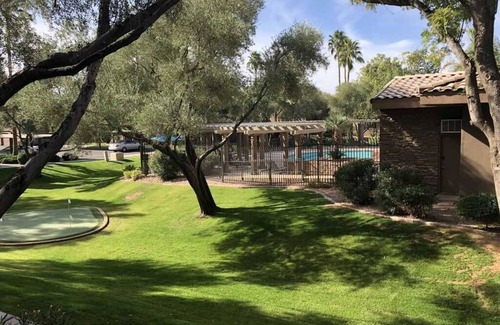 Raskin Estates Condo | Scottsdale - Popular area.close to golf, shops, dining, hiking.