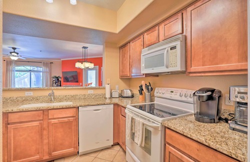 North Scottsdale Condo | Scottsdale Resort Condo w/Pool & At-Home Comforts