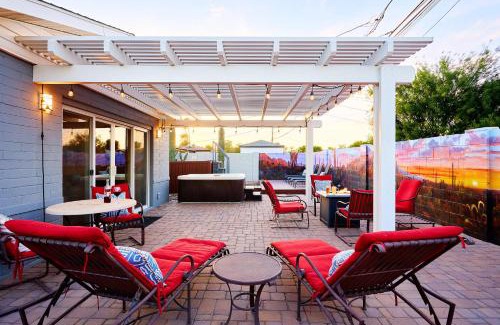 Cavalier Vista House | Scottsdale Saguaro-Hot Tub-Pool- in Old Town