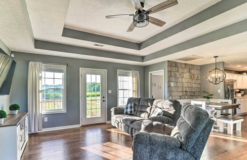 Scottsville House | Scottsville Retreat < 25 Mi to Bowling Green!