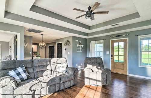 Scottsville House | Scottsville Retreat < 25 Mi to Bowling Green!