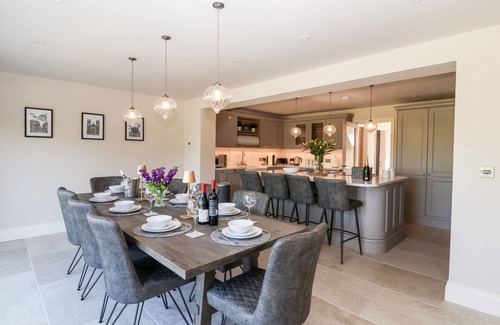 Newton on Derwent Cottage | SCOTTWIL, family friendly, with a garden in Wilberfoss