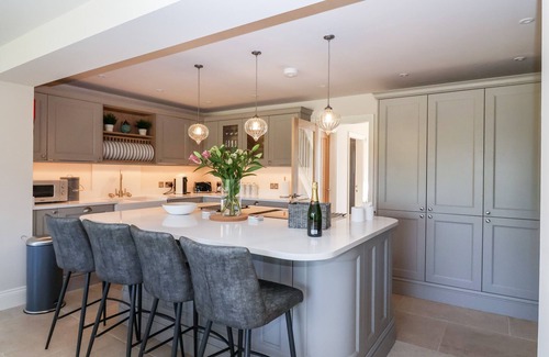 Newton on Derwent Cottage | SCOTTWIL, family friendly, with a garden in Wilberfoss