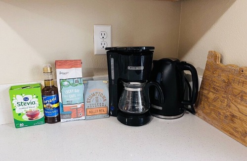 Southeast Salem Apartment | Scout- a rustic “cabin” apartment, very fast wifi