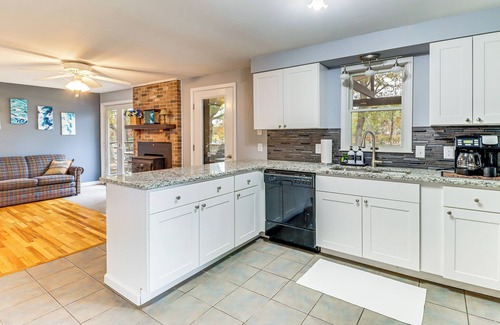 Valley Lee House | Screened Patio, Deck & Grill: Saint Inigoes Home!