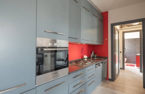 Padova Apartment | Scrovegni Chapel Grey Apartment