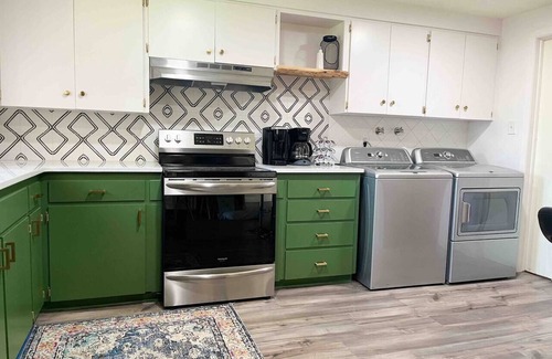 Loveland House | Sculpture Garden Delight (prime location)