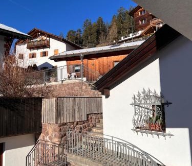 Ortisei Apartment | Scurcia