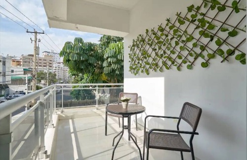 La Arboleda House | SD 3BR Luxury Sunshine Apt 1 + Bonus