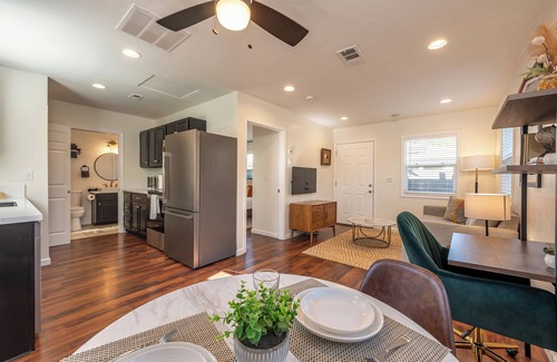 El Cerrito House | SDSU Central Cozy Casita - Fast Wi-Fi - Walkable