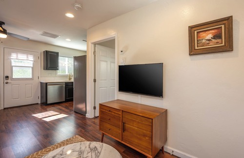 El Cerrito House | SDSU Central Cozy Casita - Fast Wi-Fi - Walkable